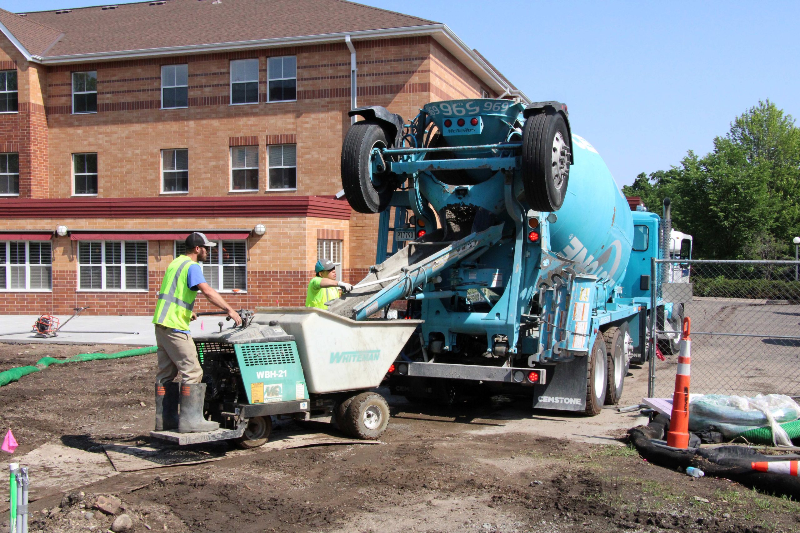 June 4 Courtyard Update 5_web